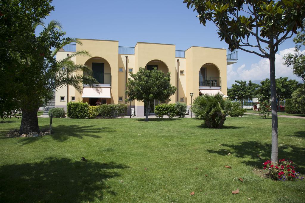 Residence Borgomare Albenga Exteriér fotografie