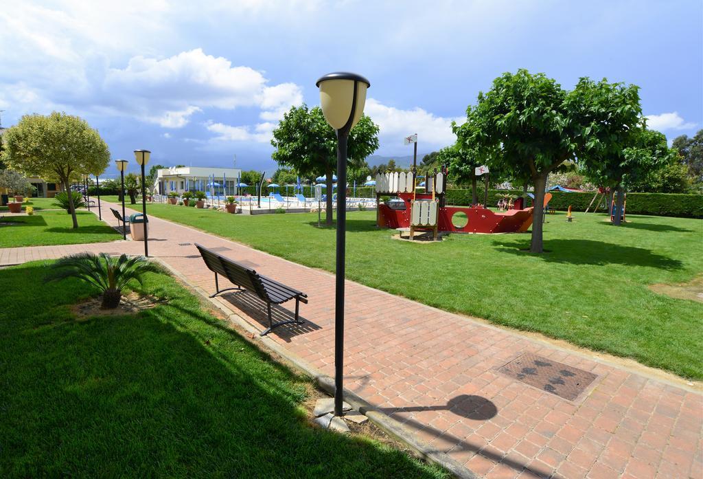 Residence Borgomare Albenga Exteriér fotografie